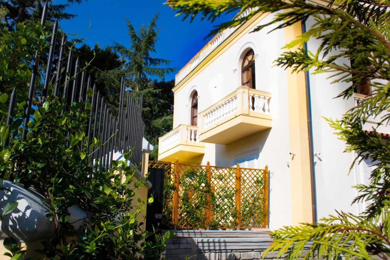 Relais Villa Montedonzelli Nápoles Exterior foto