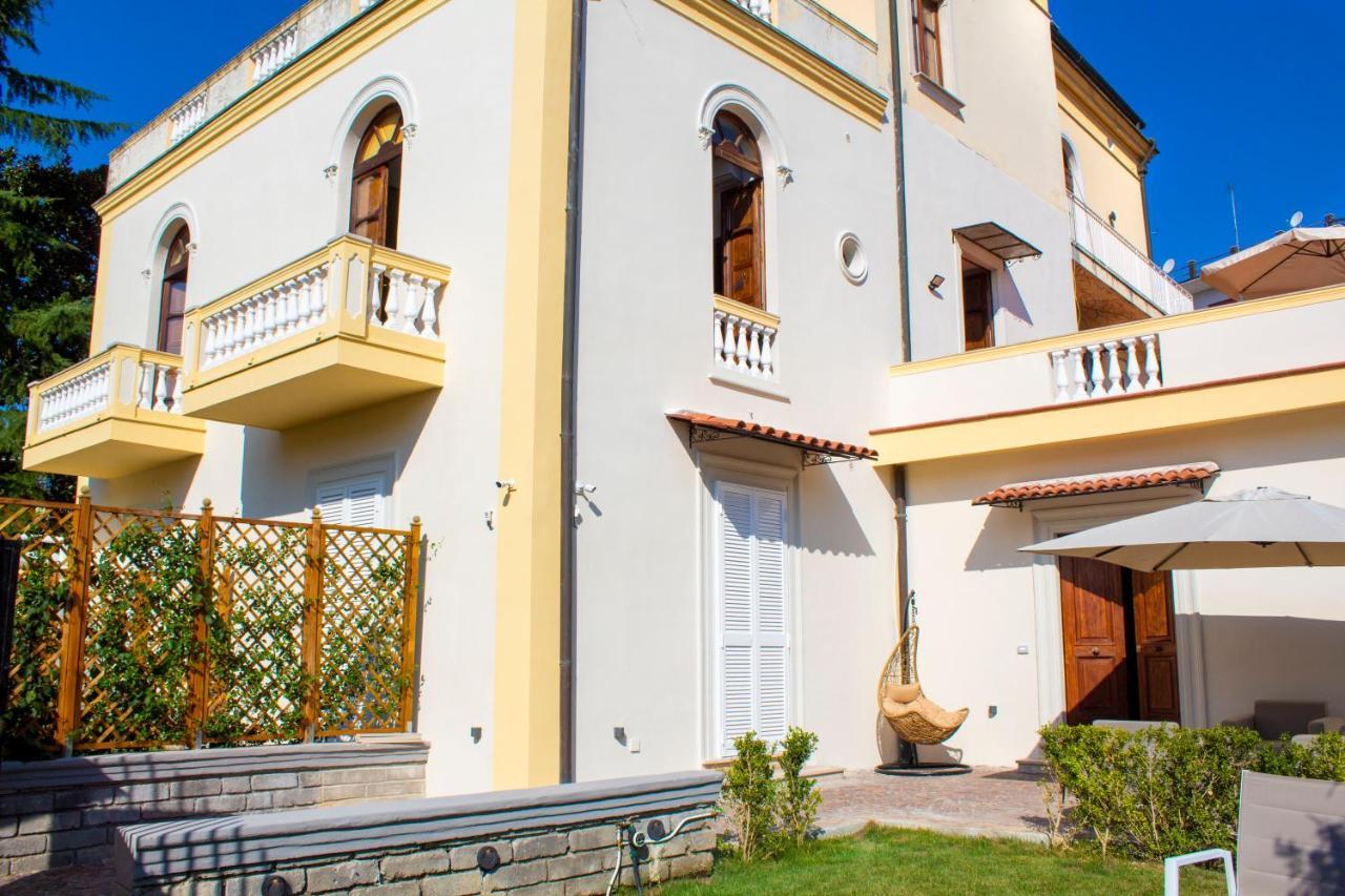 Relais Villa Montedonzelli Nápoles Exterior foto
